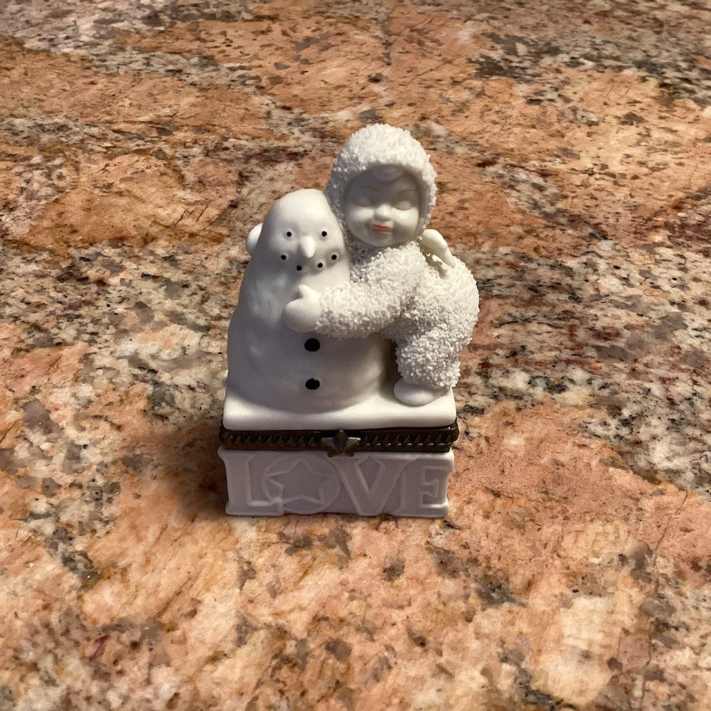 Dept 56 "I Love You" Snow Baby Bisque Porcelain Hinged Box - Figurine # 68867